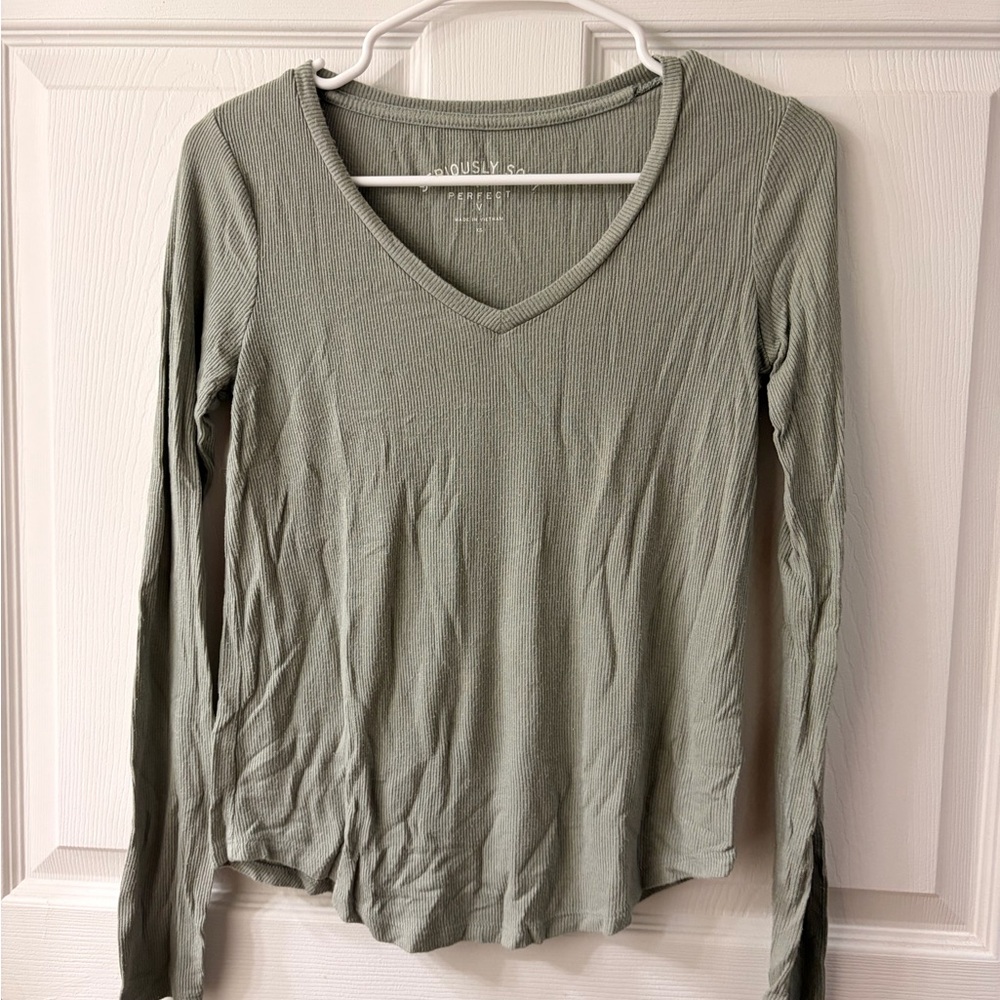 Aeropostale Olive Long Sleeve V-Neck Top
